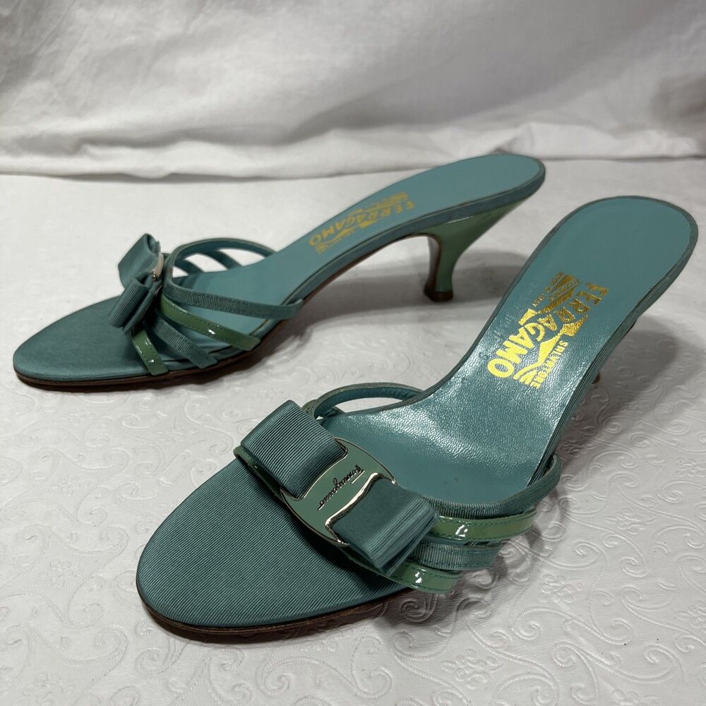 Salvatore Ferragamo Turquoise Blue Bow Slide Open Toe Kitten Heel Vintage 9 B